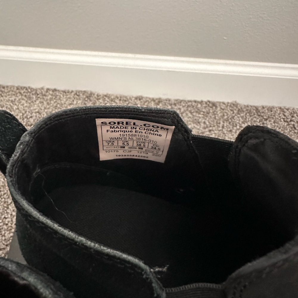 Sorel Women’s 7.5 Black Evie Boots - Picture 4 of 5